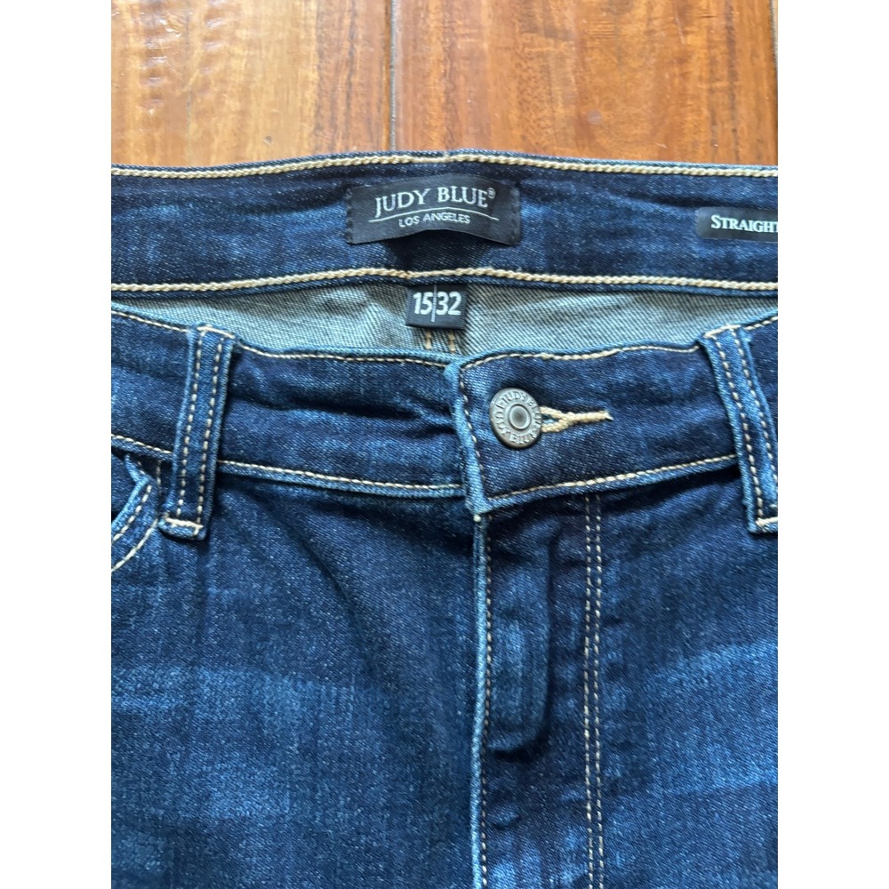 Judy Blue Straight Fit Distressed Jeans Dark Wash Raw Hem Size 15 32 - Picture 3 of 9